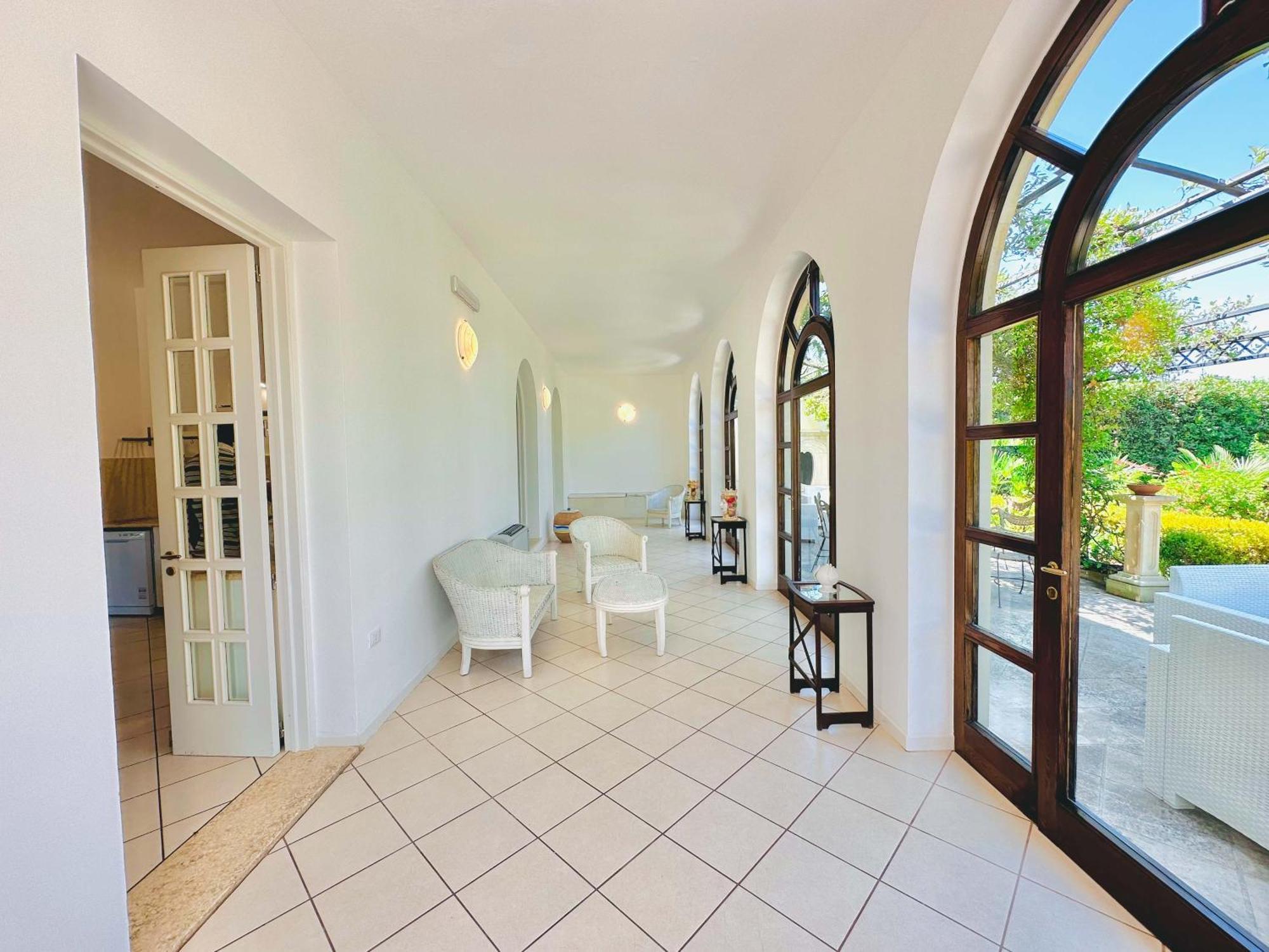 Casalusa Home Casamassella Exterior photo